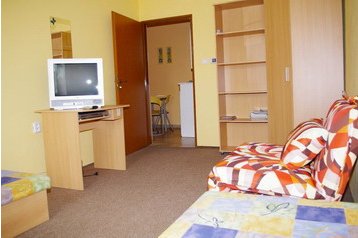 Slovensko Privát Veľký Slavkov, Exteriér